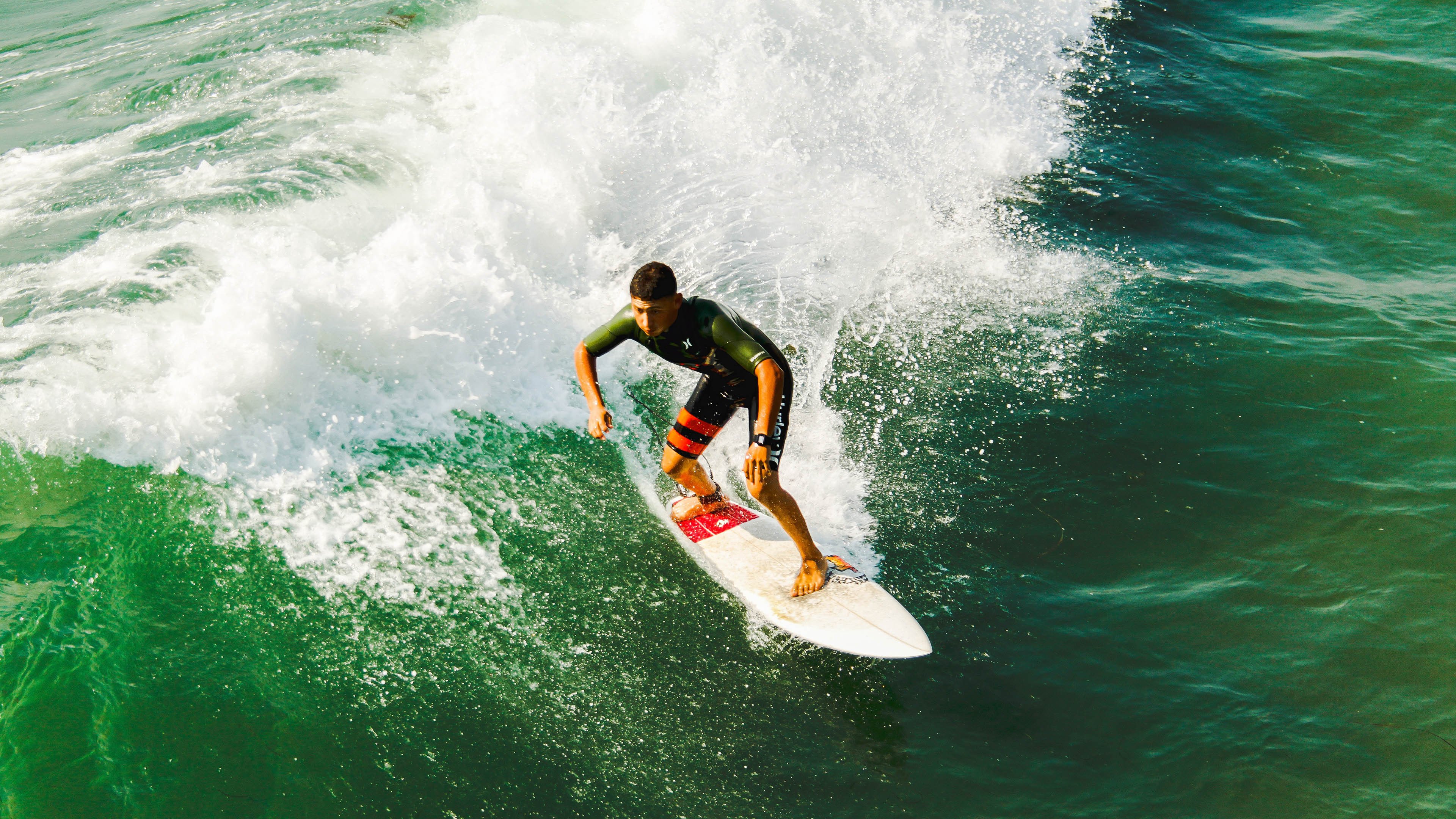 JDG积极开展电竞文化与体育精神教育,电竞的体育精神